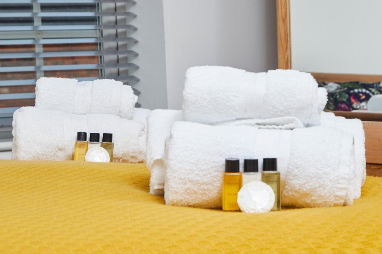 The Nutcracker Suite - Self Check-In, Self-Catering Apartment For East Midlands Airport Kegworth Εξωτερικό φωτογραφία